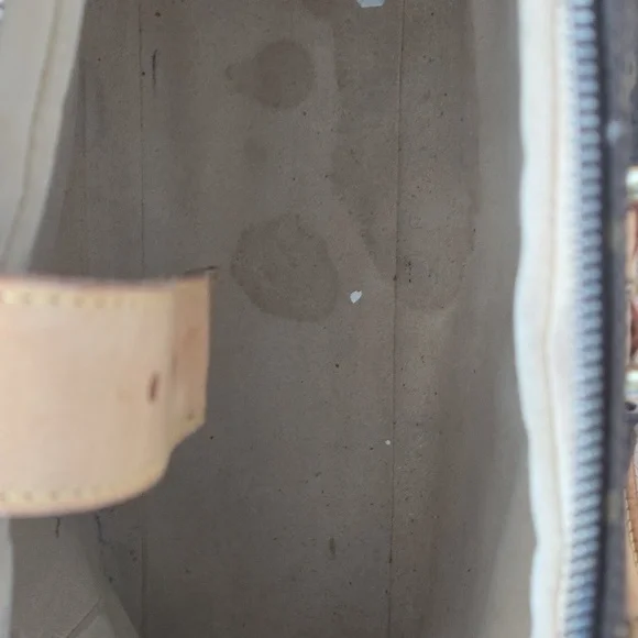 Louis Vuitton Manhattan Monogram Logo Black and Tan Handbag - Picture 7 of 10